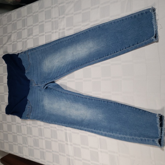 🧑‍🎄10/10🧑‍🎄🤰SHEIN MATERNITY PANTS in medium🤰 - Picture 2 of 8